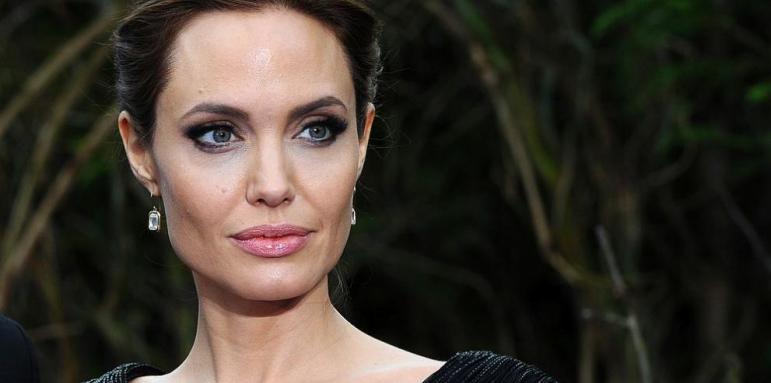 Голяма промяна в живота на Анджелина Джоли